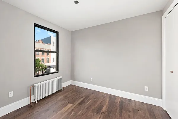 Rented by Compass | media 8