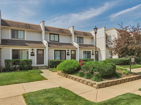 2nd image of 539 Chard Ct