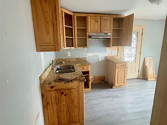 4th image of 333 Humason Ave