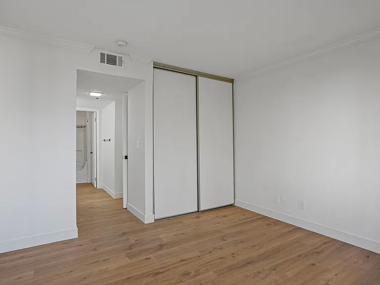 1019 Dornajo Way #114 — Photo 17