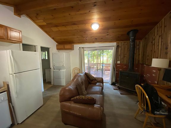 2nd image of 2440 W Star Lake Dr
