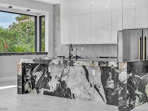 3rd image of 9501 Villa Ridge Dr