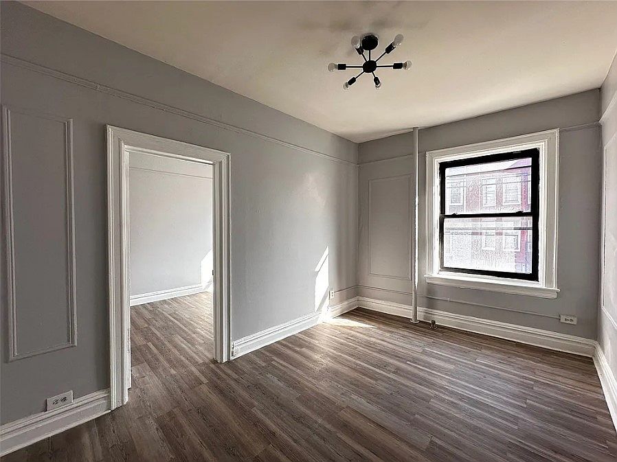 2nd image of 319 Summit Ave APT 7