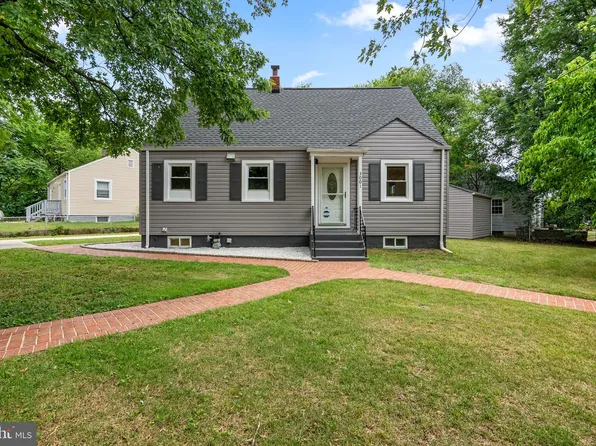 3001 Lancer Pl, Hyattsville, MD 20782