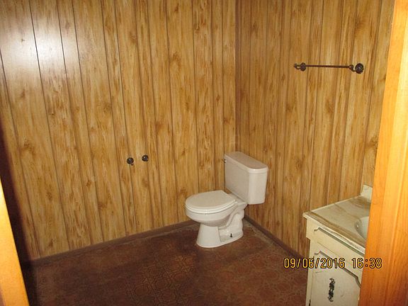 4th image of 4309 N Chadbourne St