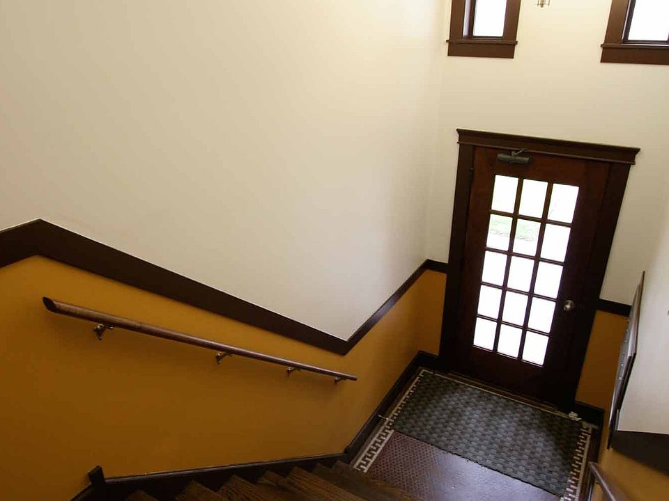 Building Lobby