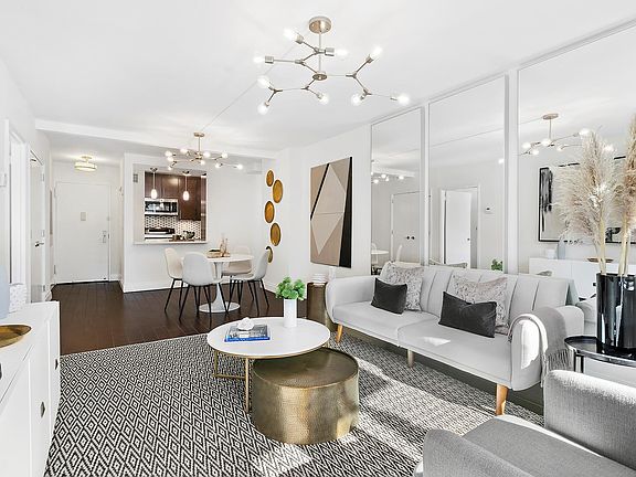 5th image of 212 E 47th St APT 18F