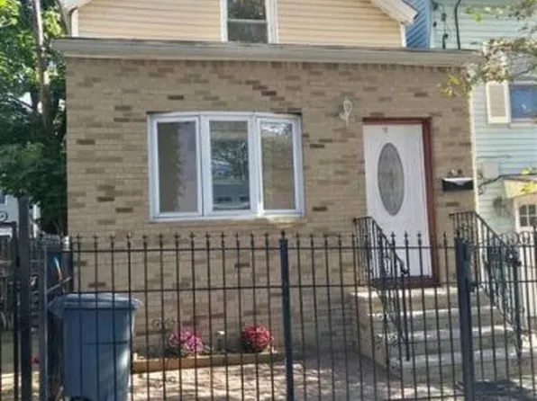 16 Harmon St, Jersey City, NJ 07304
