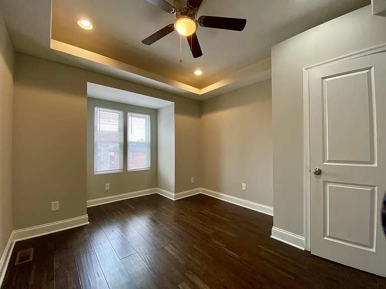 304 S Conkling St — Photo 13
