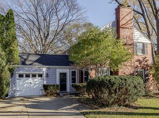 9451 Crawford Ave, Evanston, IL 60203