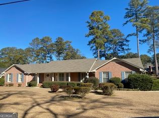 84 Highland Dr, West Point, GA 31833
