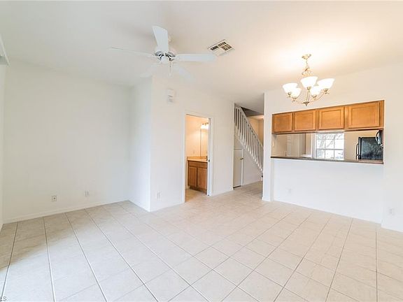 5th image of 10080 Poppy Hill Dr