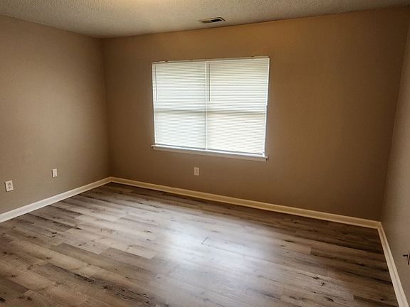 2nd image of 1410 Ascent Trl NW APT D