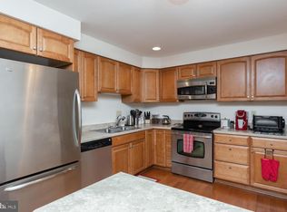 804 Raintree Ln, Malvern, PA 19355