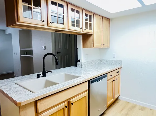 9242 E Arbor Cir APT D, Englewood, CO 80111