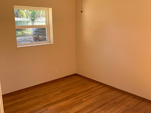 5th image of 5757 E Walton St