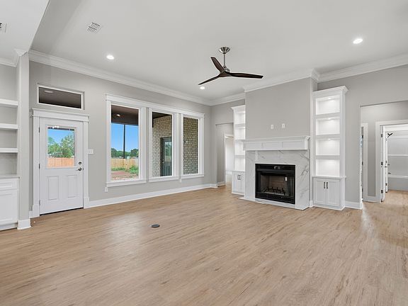 5th image of 232 Wild Rye Rd