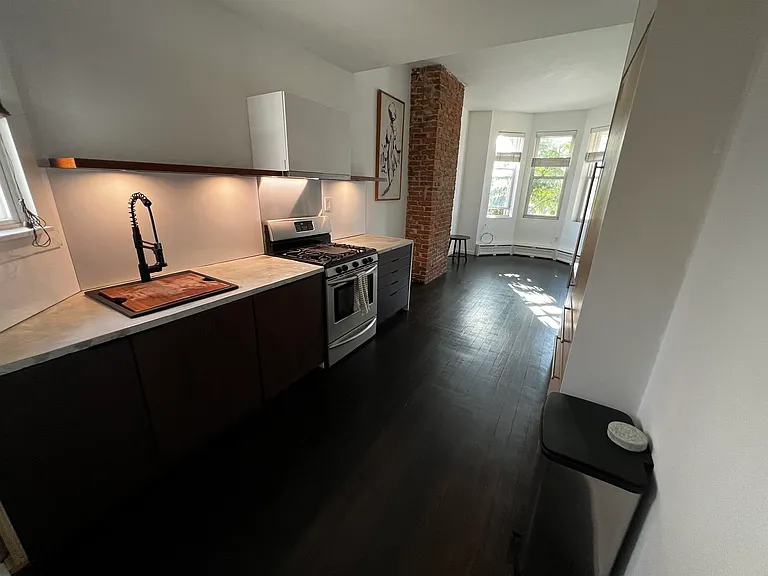 1810 Palisade Ave — Photo 12