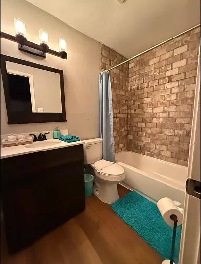 3 bed, 1316 sqft, $5,500 — Photo 4