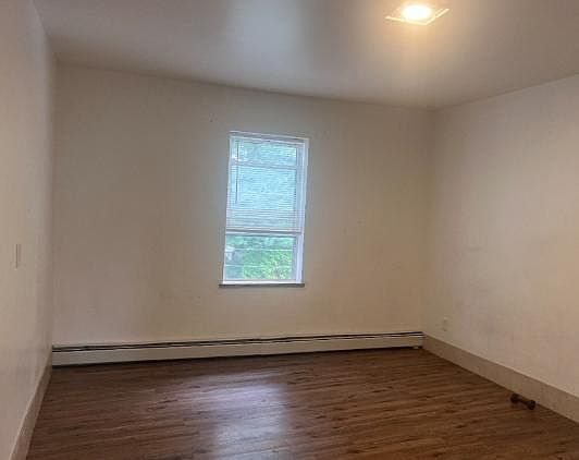 3rd image of 104 Montgomery St APT 17