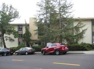 1048 Continentals Way #35, Belmont, CA 94002