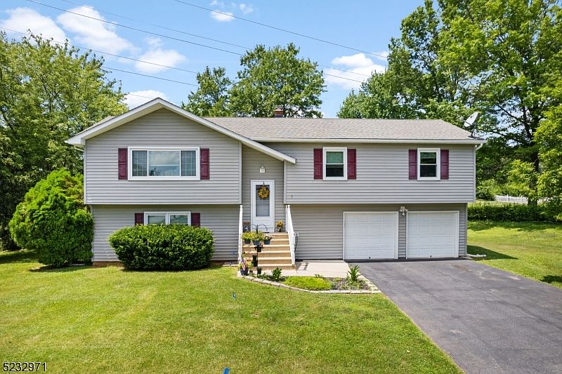 7 Peddlers Ln, Phillipsburg, NJ 08865 Zillow