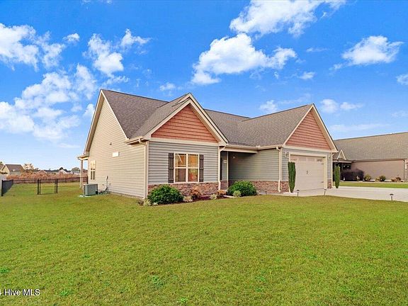2nd image of 203 Weeping Willow Drive