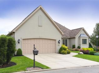 27 Harbridge Mnr, Buffalo, NY 14221