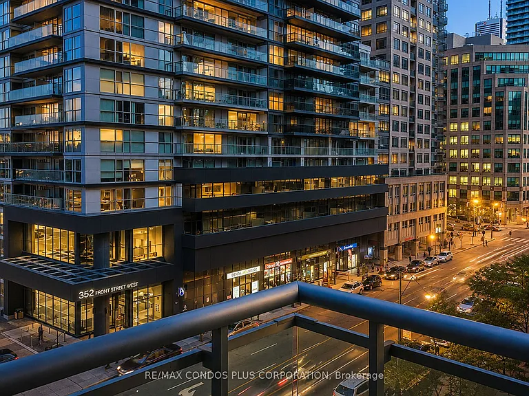 381 Front St W #705 — Photo 12