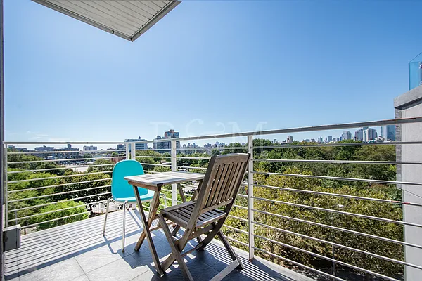 Sold by Brick&Mortar | media 16