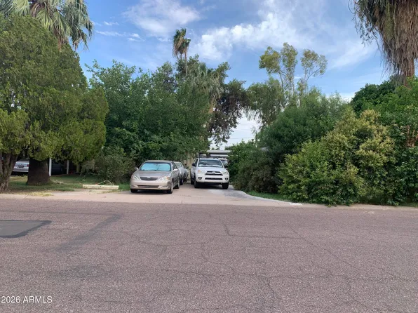 323 E ROSE Lane, Phoenix, AZ 85012