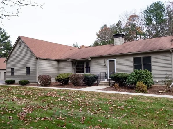 419 Southwick Rd APT J39, Westfield, MA 01085