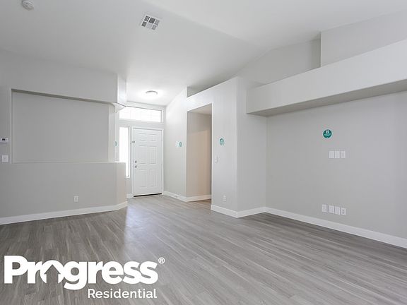 4th image of 6716 Snake River Ave
