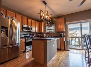 2650 W Belmont Ave #TH, Chicago, IL 60618