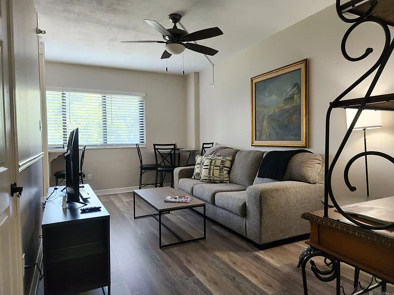 11550 Southfork Ave #308 — Photo 7