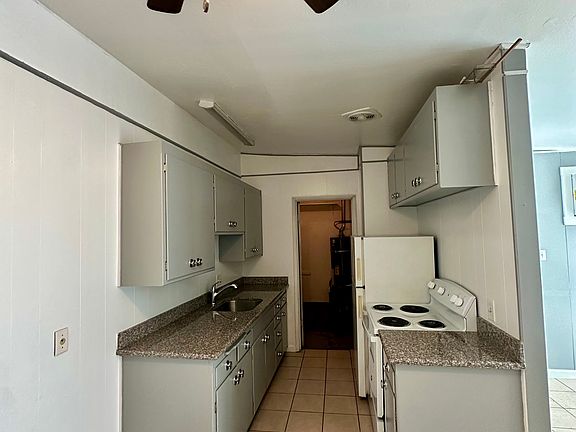 5th image of 1851 E 8th St #4