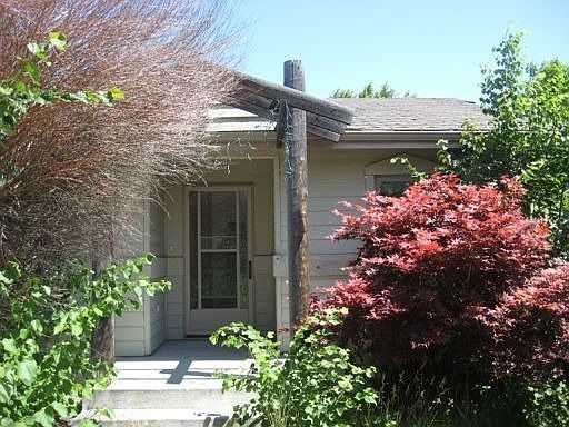 1st image of 801 Spartan Dr APT B2