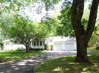 18 Cloverdale Cir, Tinton Falls, NJ 07724