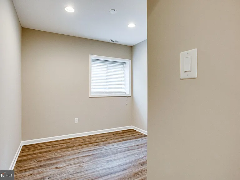2648 Bowen Rd SE — Photo 22