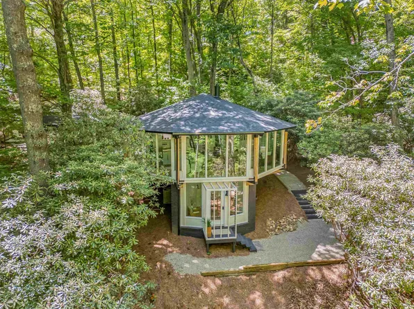 65 Crooked White Oak Trl, Fancy Gap, VA 24328