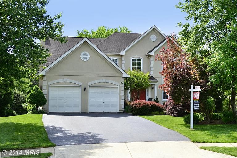 1st image of 1105 Landerset Dr