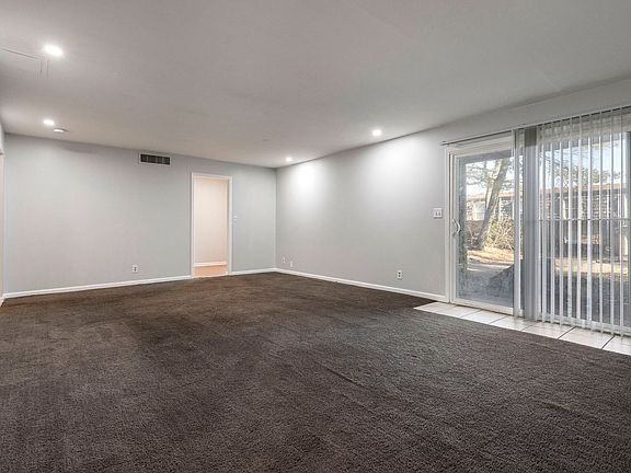 4th image of 3217 Kemmons Dr #1