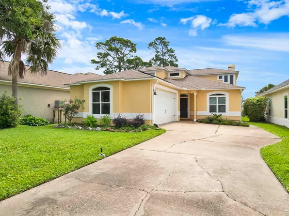 1124 Willowood Cir, Gulf Breeze, FL 32563