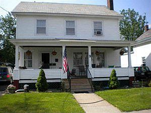 1st image of 9 Sheridan St
