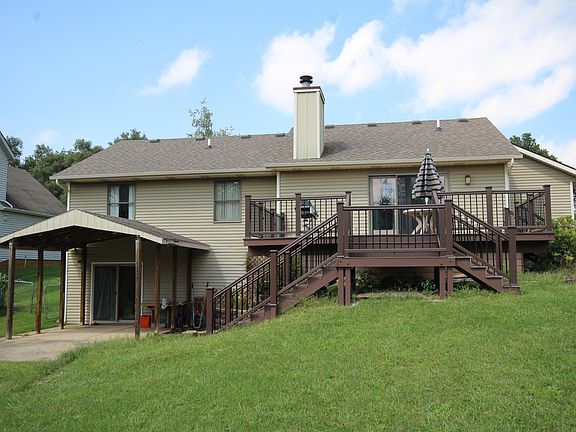 2nd image of 2910 Woodhams Ave