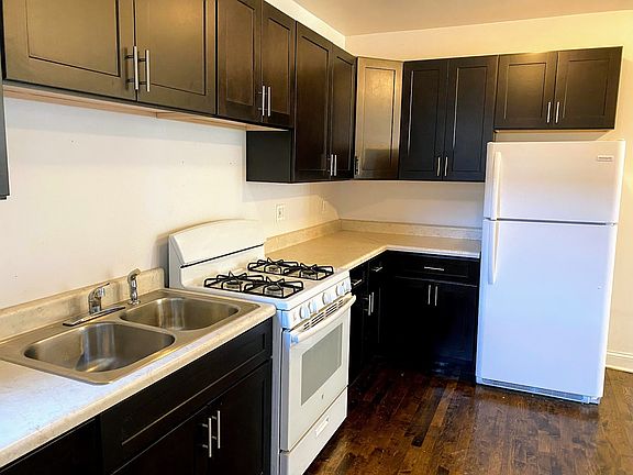 5th image of 6500 N Hoyne Ave APT 3