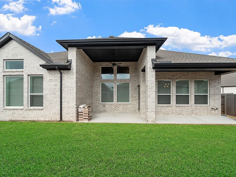 2211 Stone Lodge Ct — Photo 33