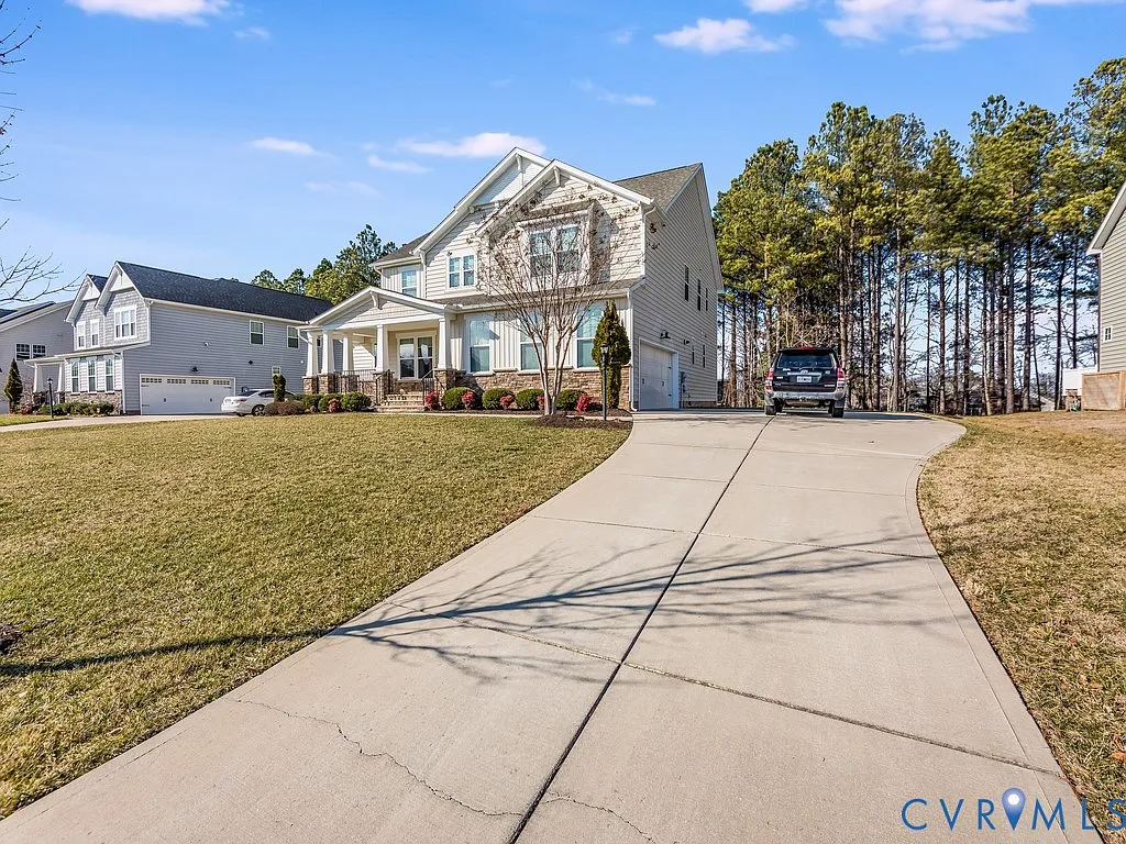 Building Photo - 1712 James Overlook Dr