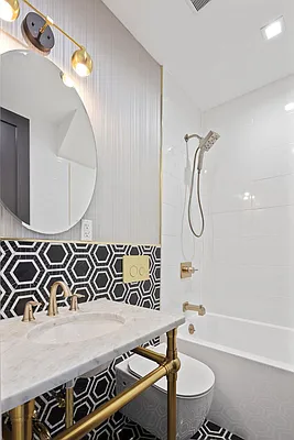 Sold by Keller Williams NYC | media 17