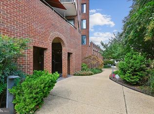 100 Severn Ave APT 303, Annapolis, MD 21403